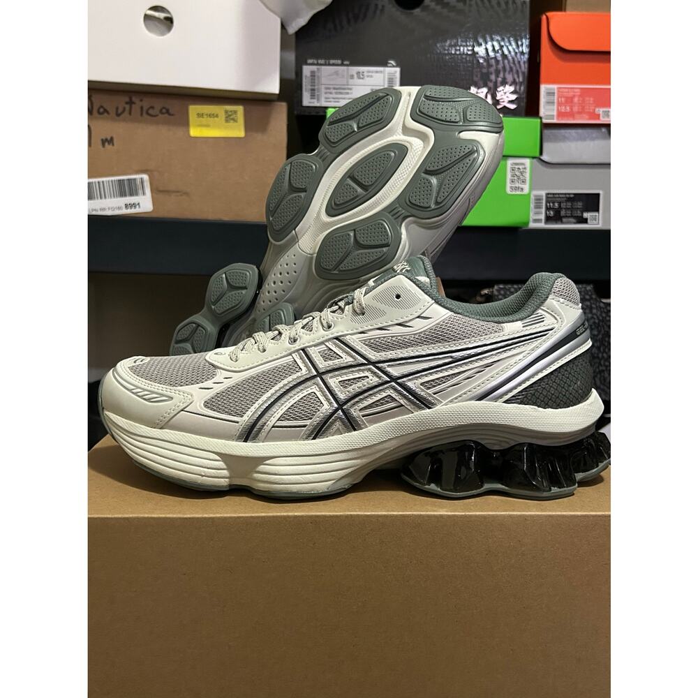ASICS Gel Kinetic Fluent Seal Grey / $180 Retail! / Size 8 / Brand New